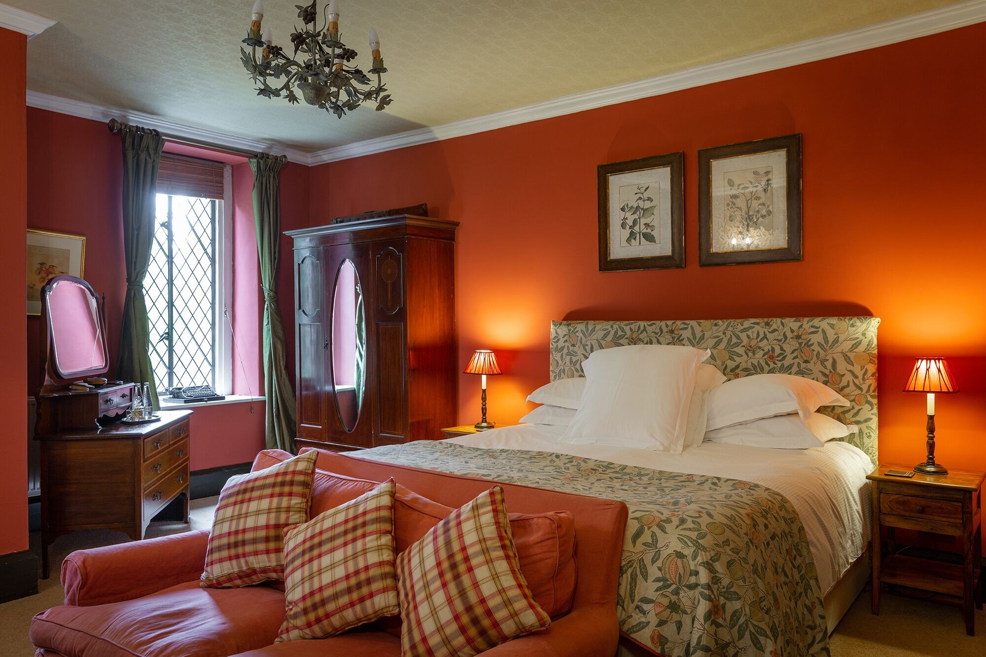 Master, Twin Beds, King Bed, Accessible