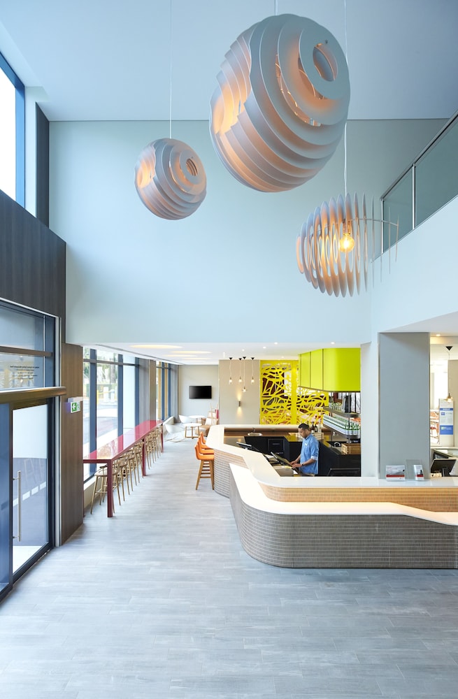 Holiday Inn Express Sydney Macquarie Park 11/54