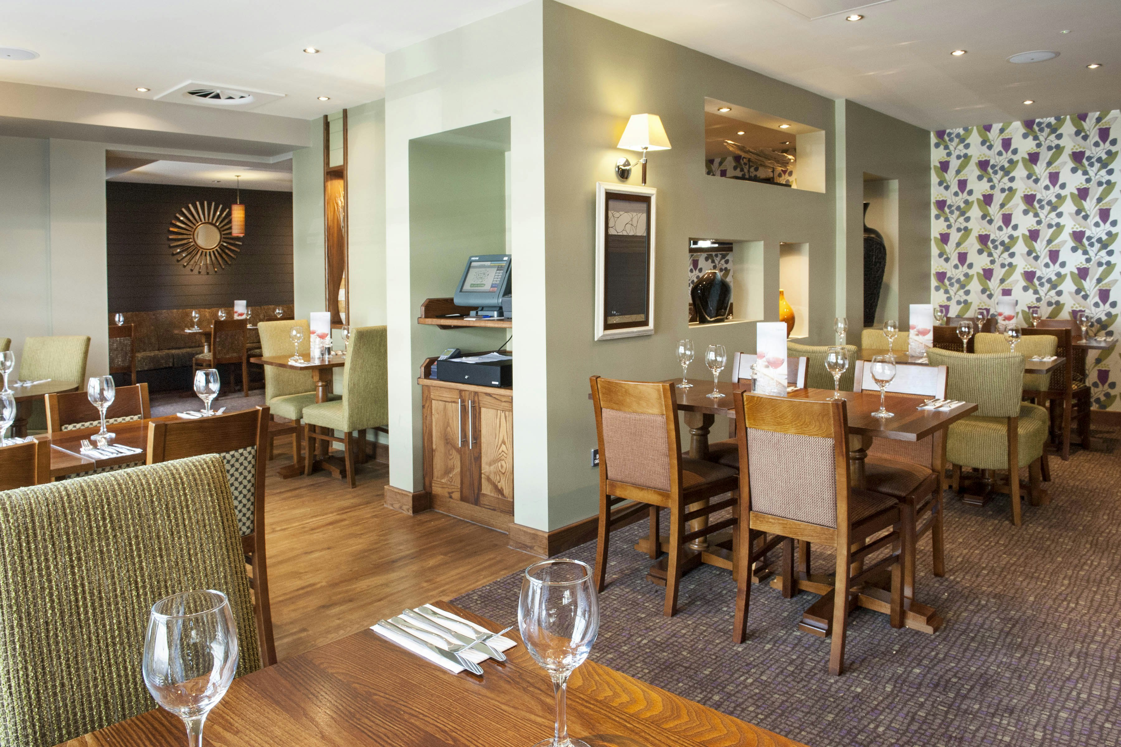 Premier Inn London Croydon Town Centre 21/27