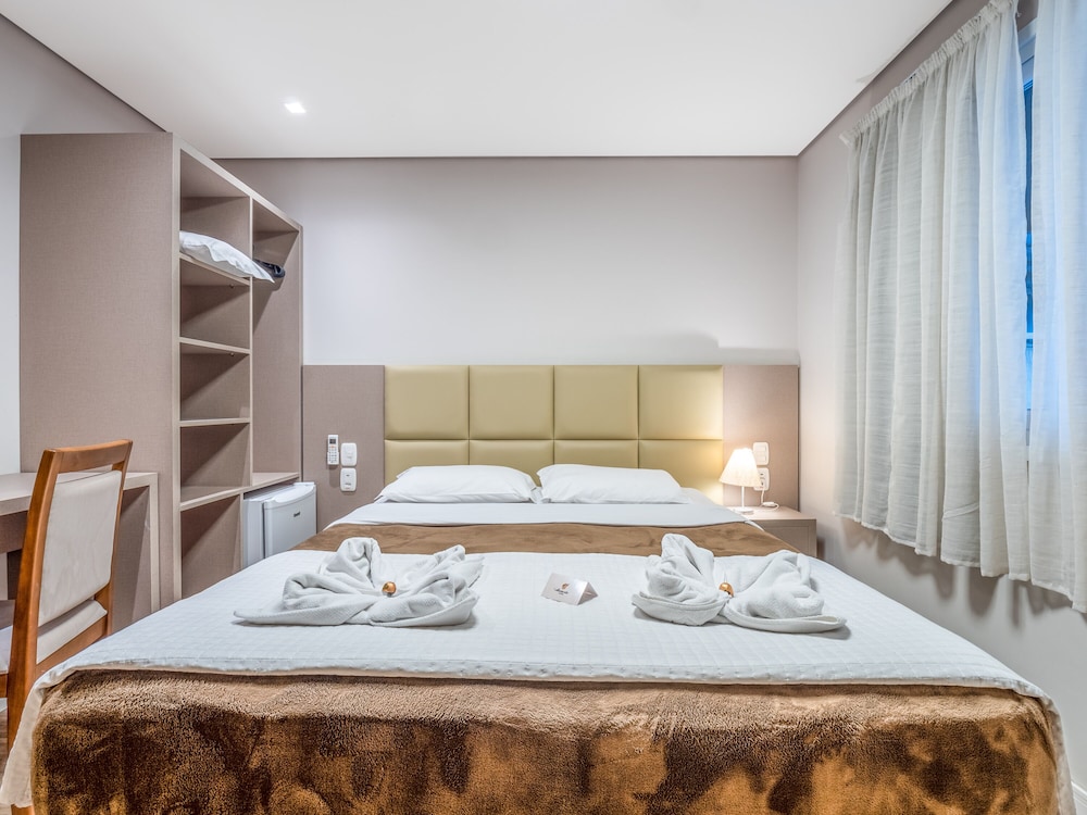 Alameda Felice Hotel 24/41