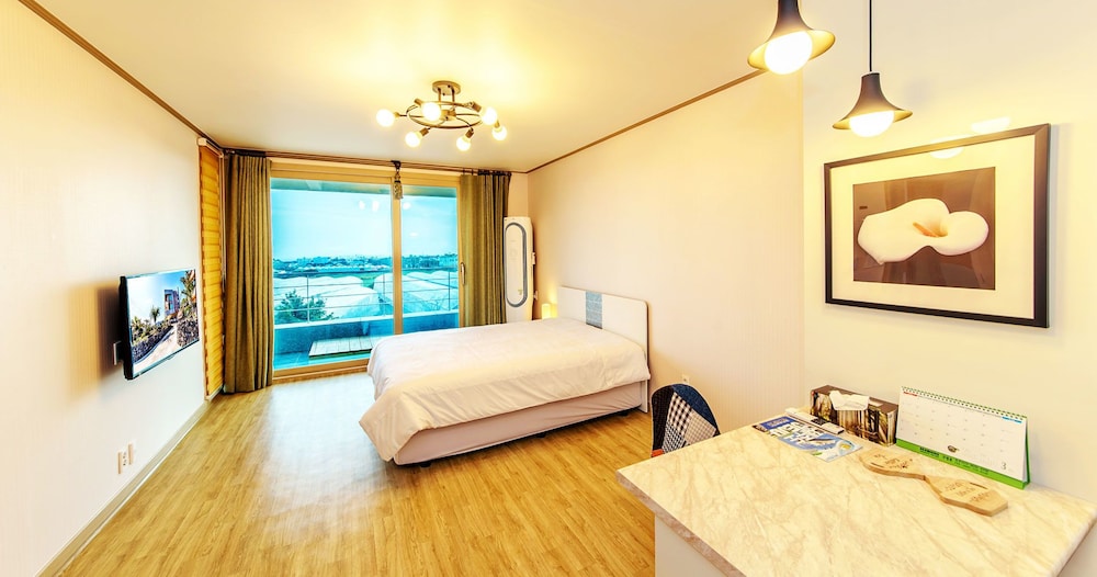 Seogwipo Villa Merci Pension 11/42