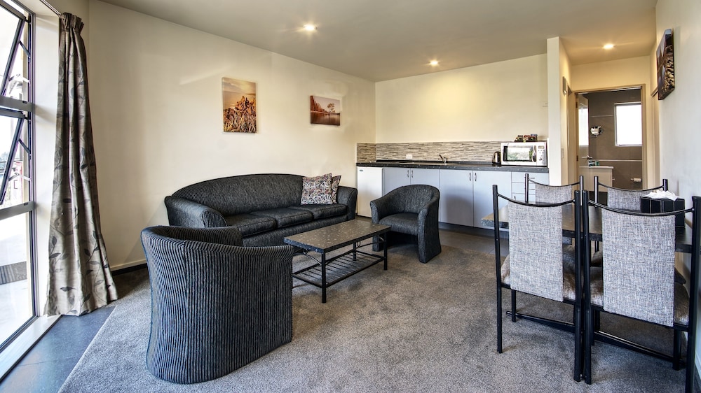 Alexis Motels And Apartments 48/69