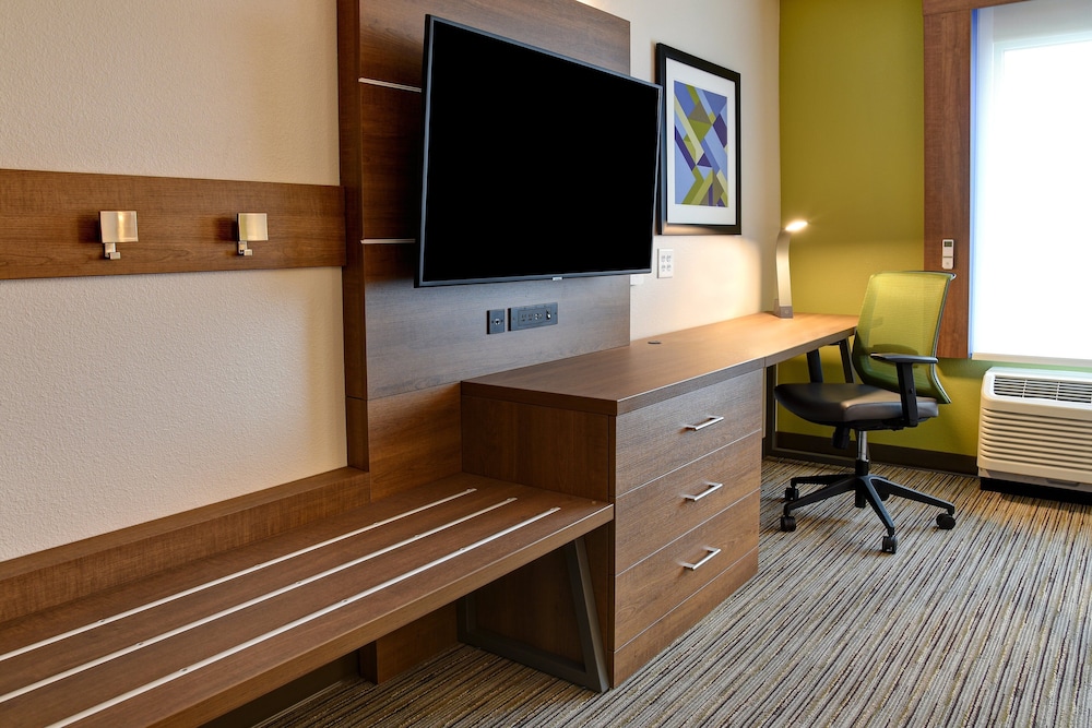Holiday Inn Express And Suites Ottawa 42/50