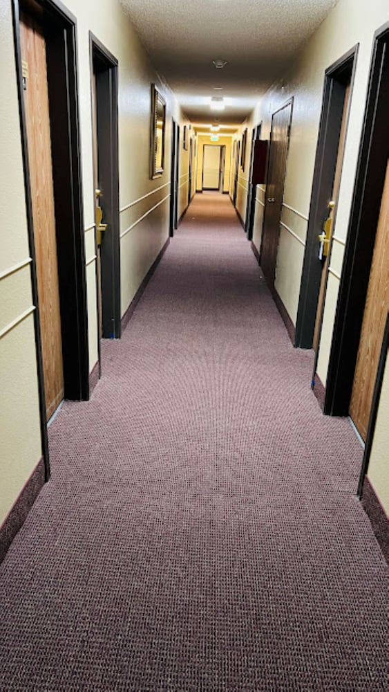 Affordable Inns 4/52