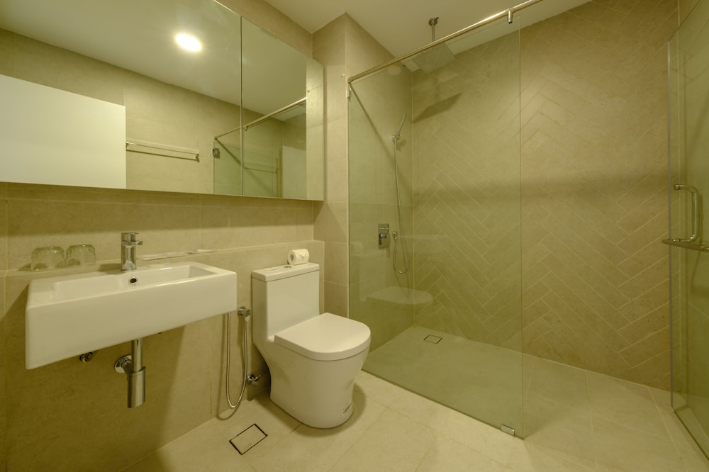 TANJUNG POINT RESIDENCES 35/37