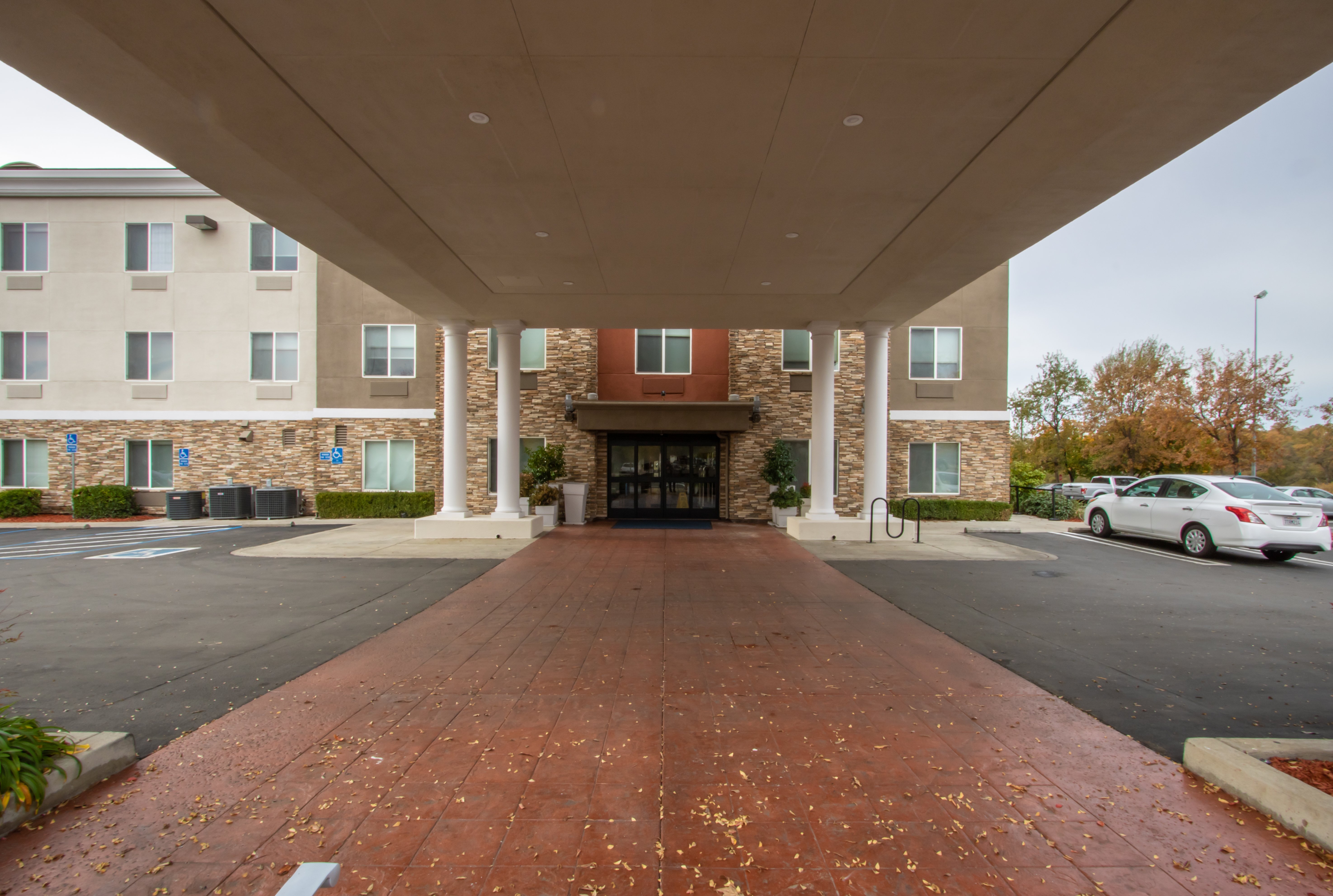 Holiday Inn Express Hotel Suites Roseville Galleria Area 42/49