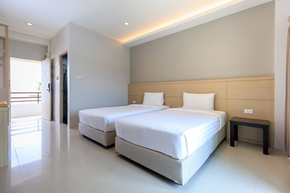 Baan Phor Phan Hotel 20/48