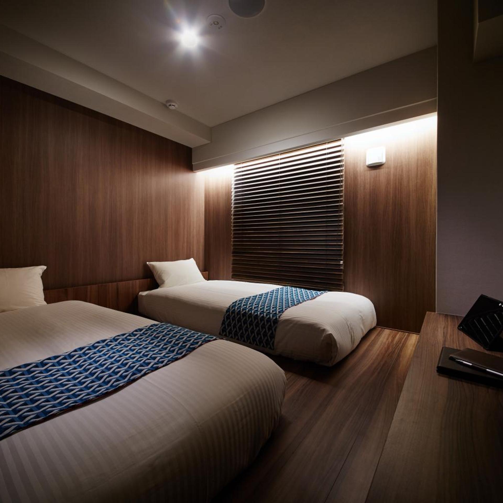 STANDARD, TWIN BEDS
