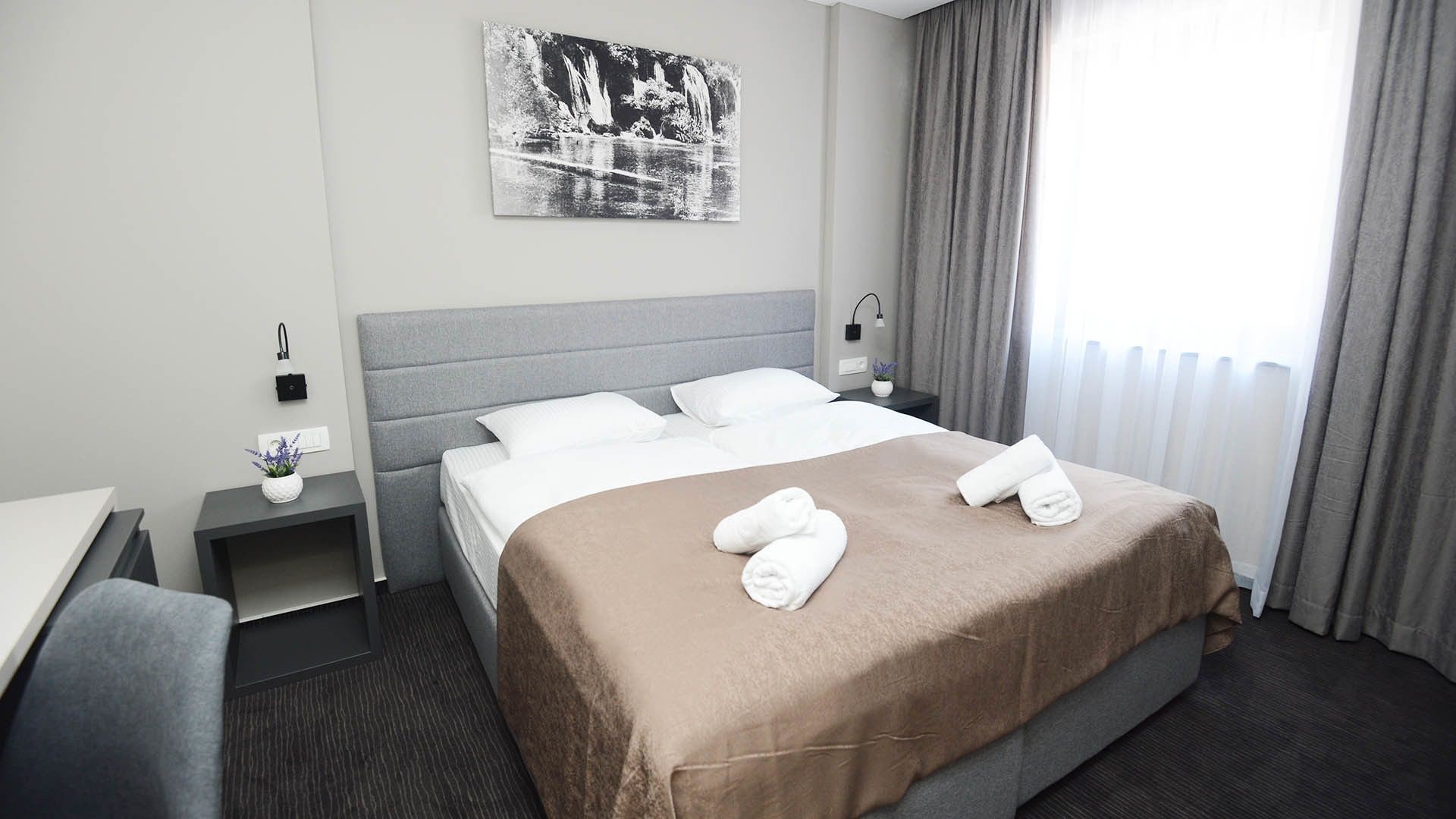 Standard, King Bed