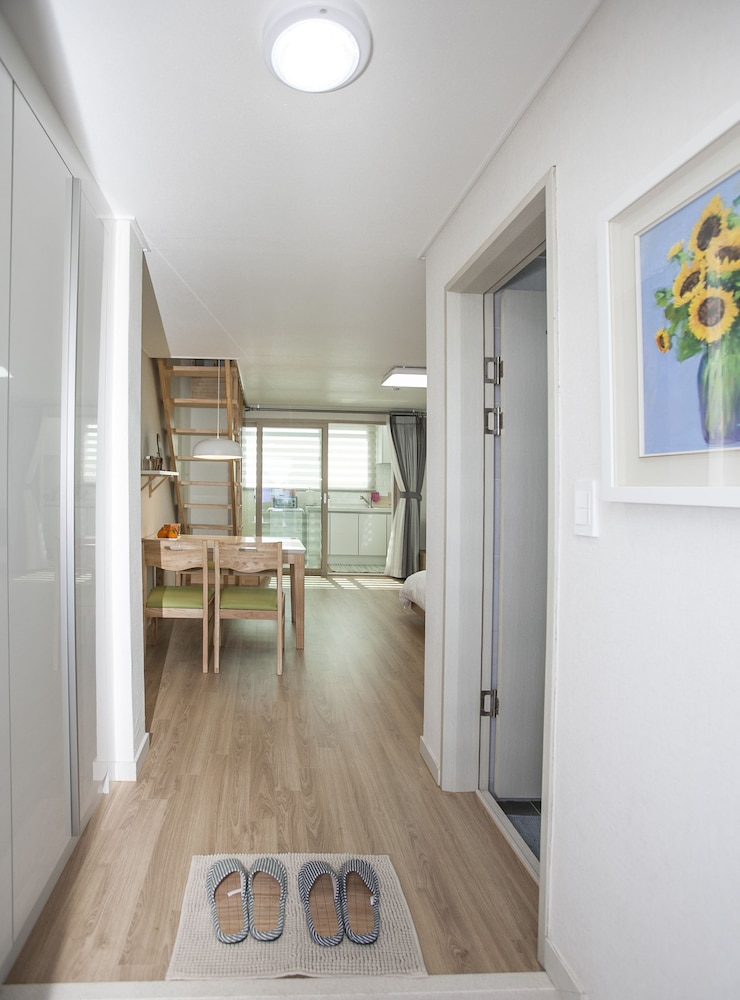 Jeju Aria Pension 11/19