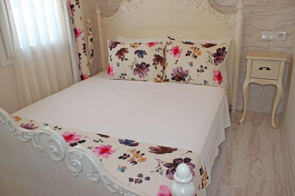 Stafilia Hotel - Adults Only 6/31