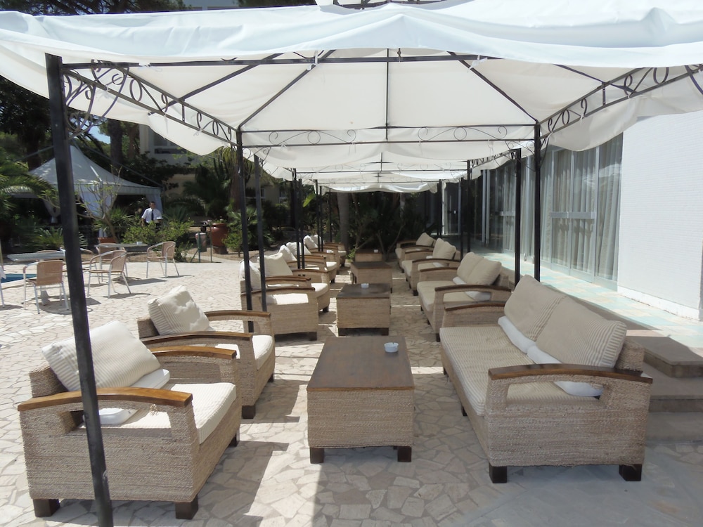 Abamar Hotel 23/39