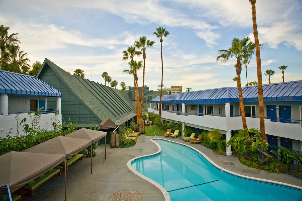 Hotel Current 3/67