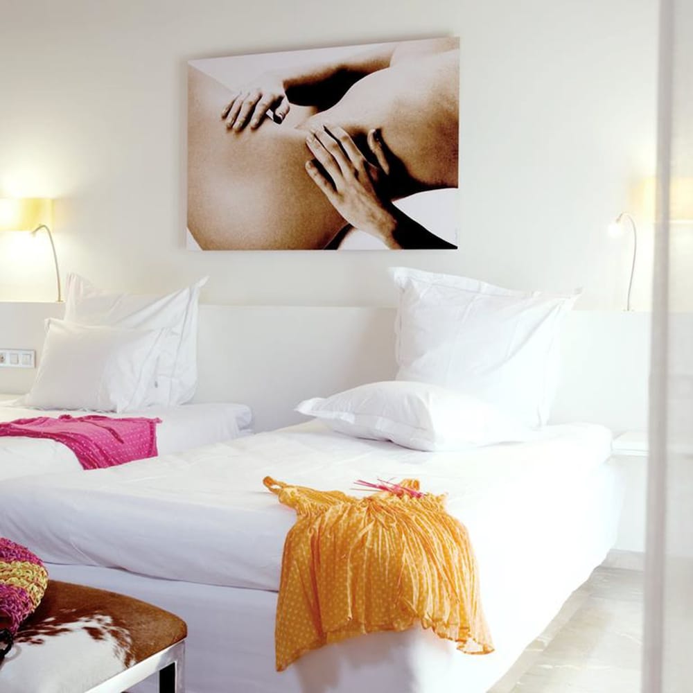 Petit Palace Hotel Tres 25/70