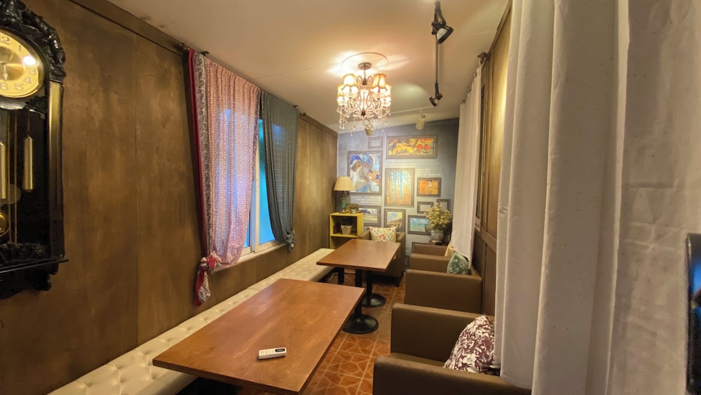 Ganderak Guesthouse - Hostel 35/50