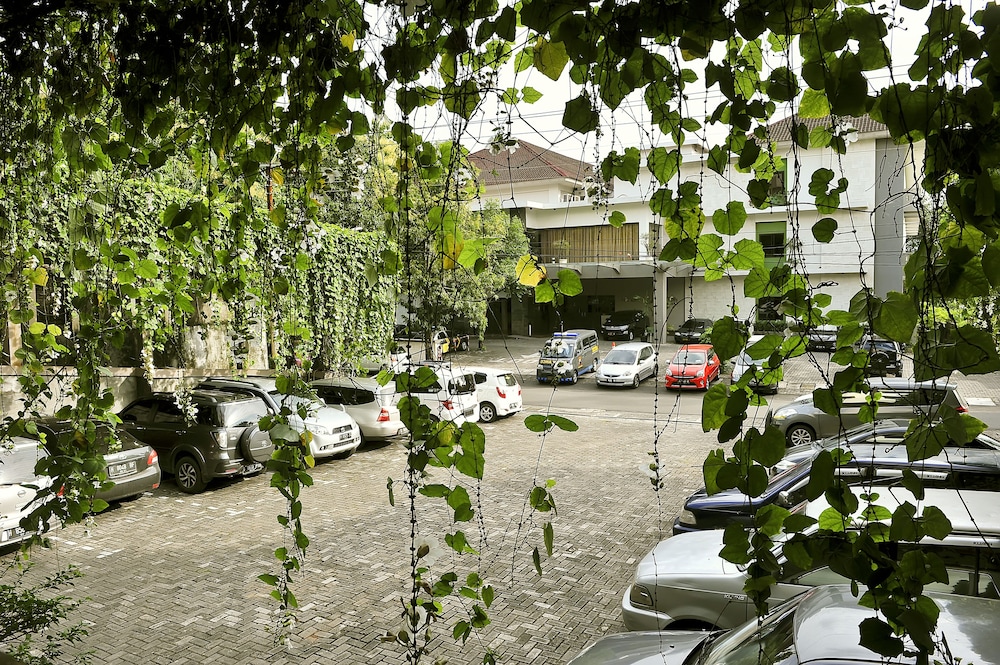 Hotel Grasia Semarang 30/33