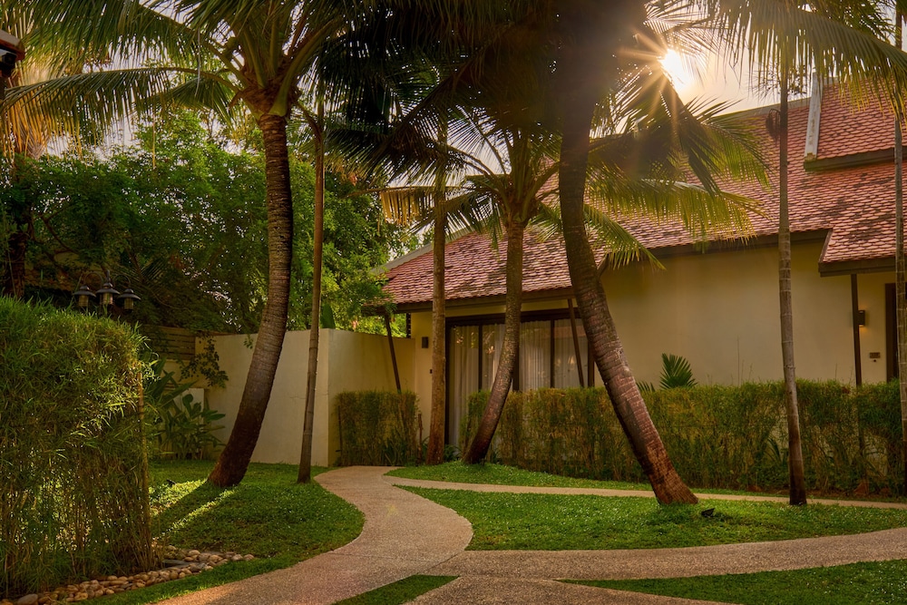 The Embassy Angkor Resort & Spa 54/62