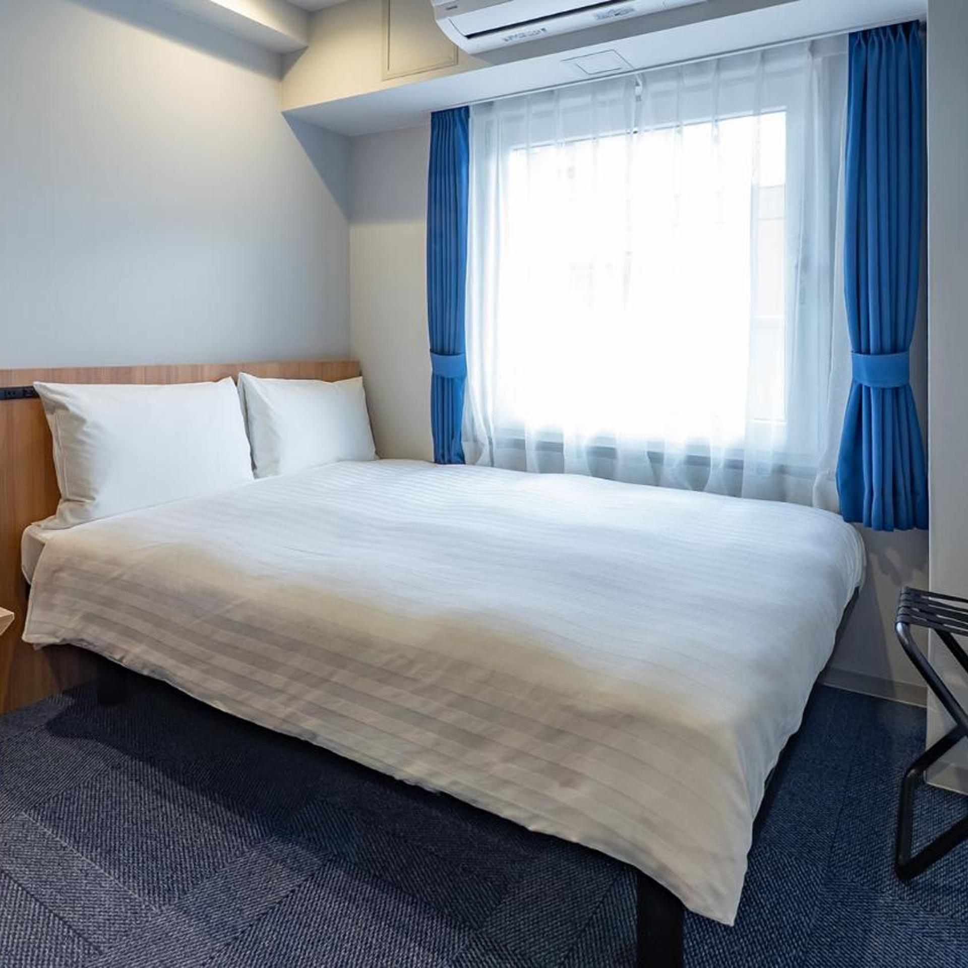 Room, Double Bed