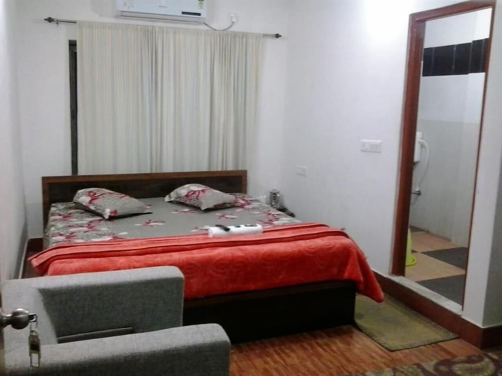 Greenwood Hotel 38/43