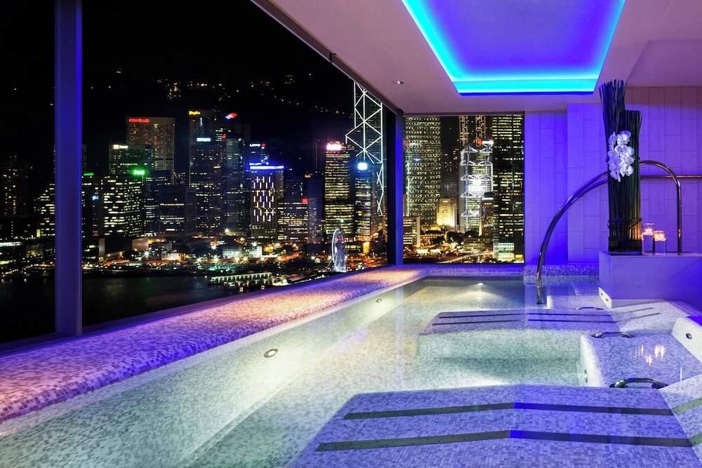W Hong Kong Hotel 36/69