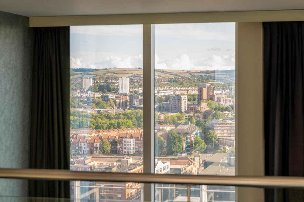 Majestic Hotel Bristol 25/50