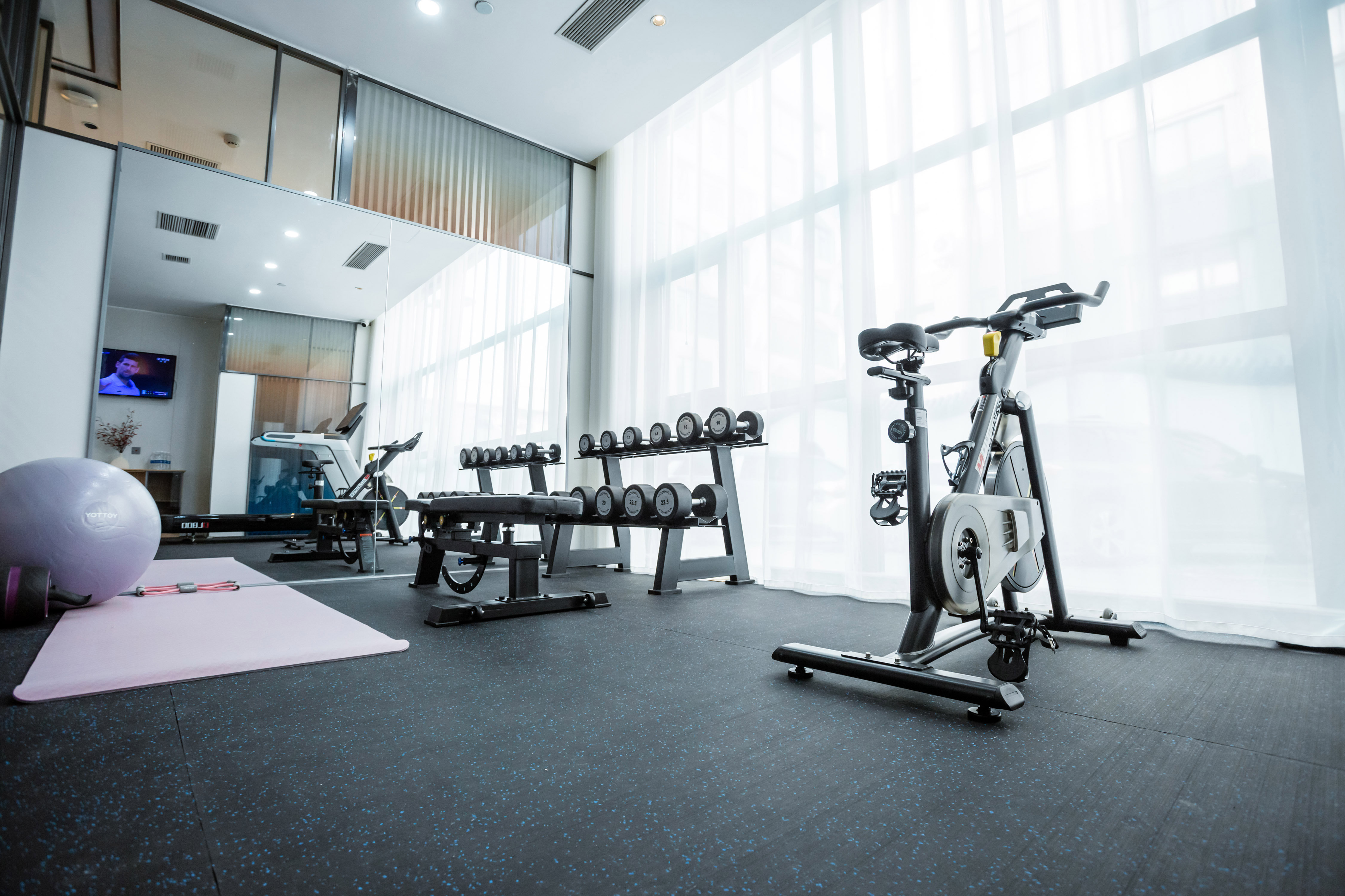 Holiday Inn Express Jinan Airport Zone 30/42