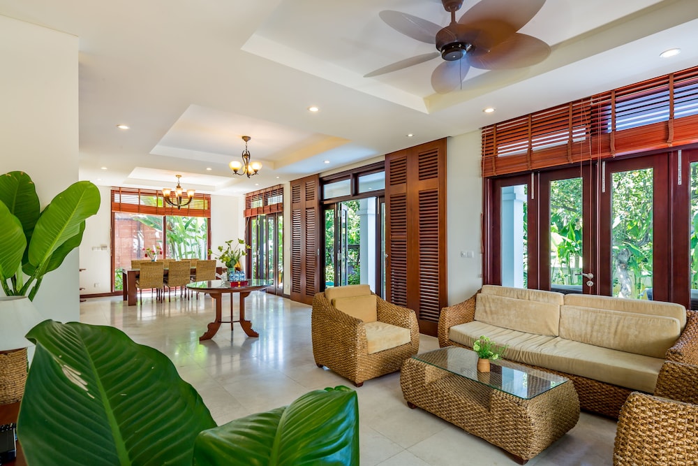 Furama Villas Da Nang 49/75