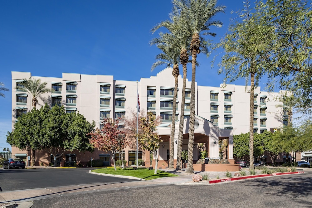 Hyatt Place Scottsdale/Old Town 58/65