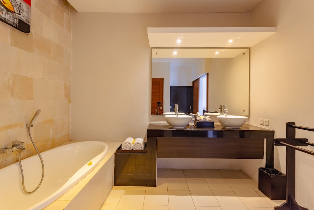 The Light Exclusive Villas Spa 72/72