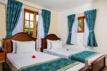 2 Bedrooms, Beach House