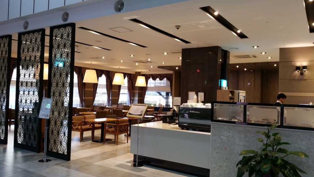 Hyunjin Tourist Hotel 10/72