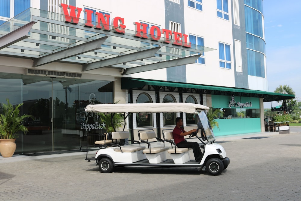 Wing Hotel Kualanamu 13/24