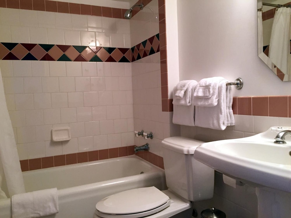 Boulder Dam Hotel 55/60