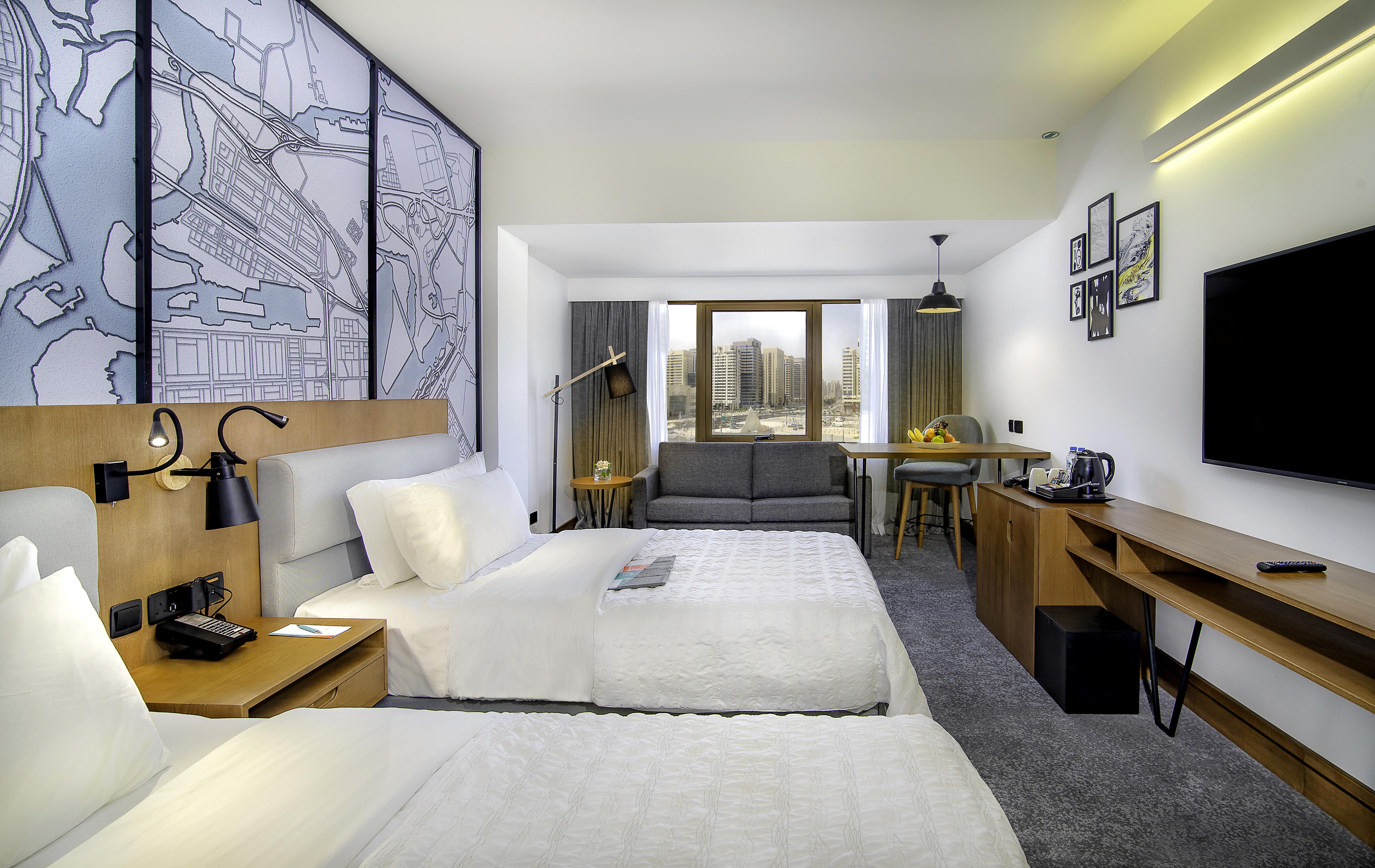 غرفة كلوب بإطلالة على المدينة، Le Meridien Abu Dhabi 2/3