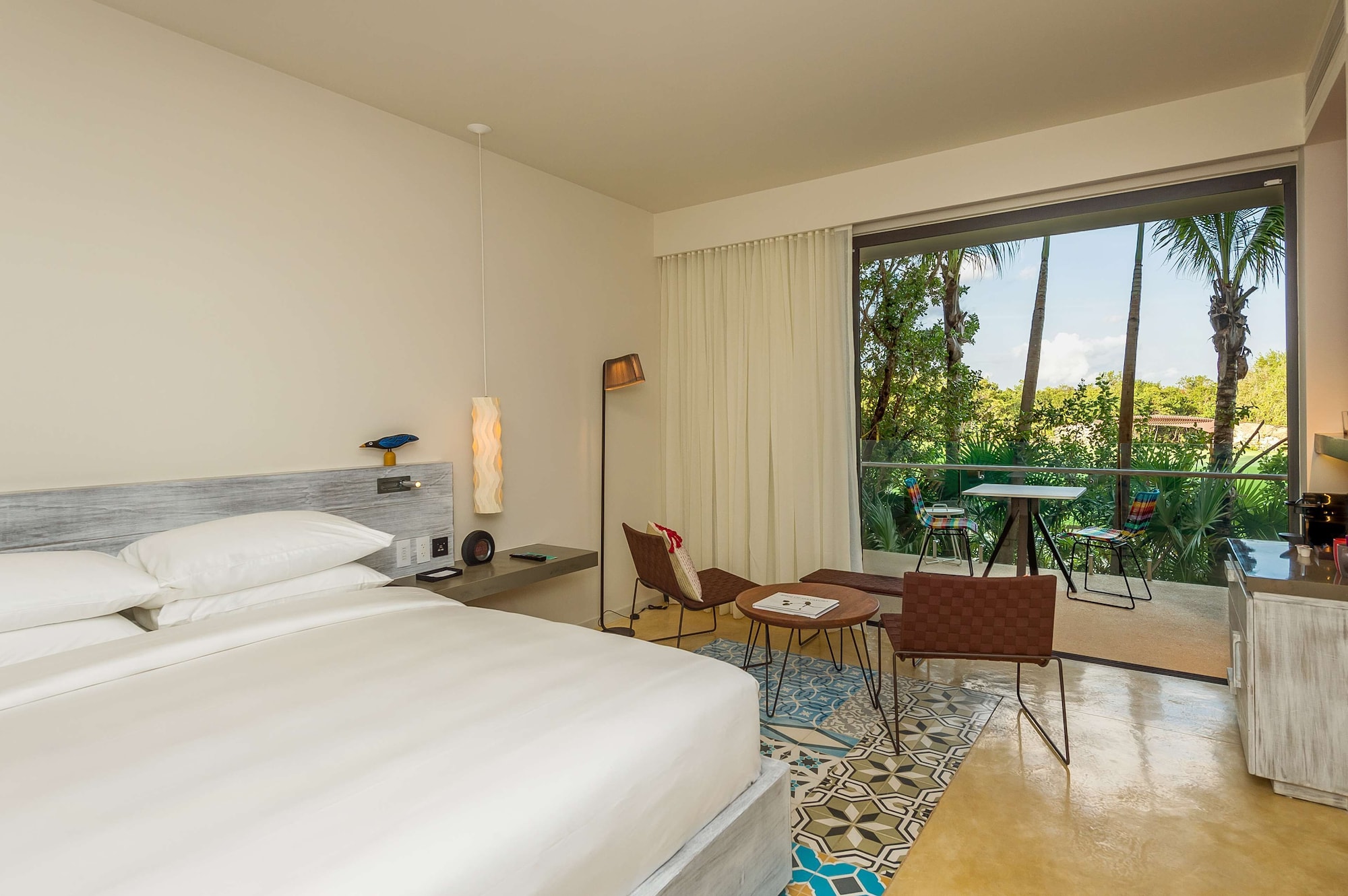ROOM, KING BED, BEACH AREA