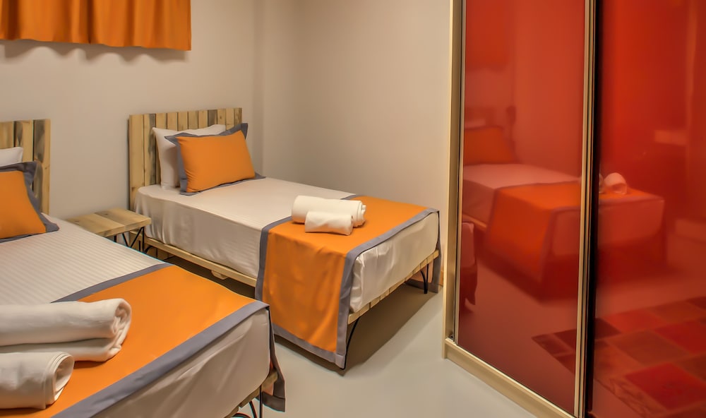 VAVIEN HOTEL 13/30