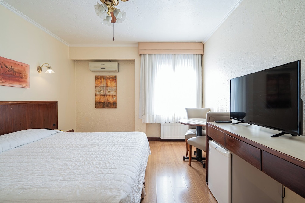 Hotel Serrazul Distributed by Intercity 17/69