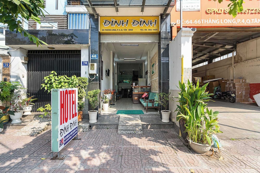 コレクション O ディン ディン ホテル タンソンニャット空港近く 写真3