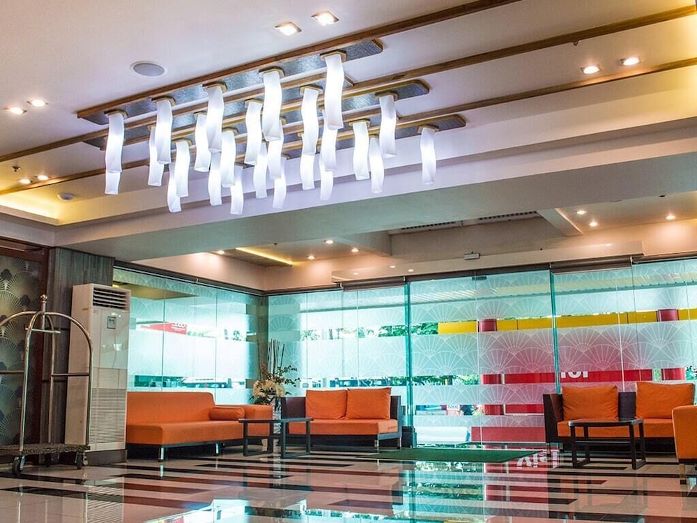 Hotel Sogo Roxas Blvd 24/32