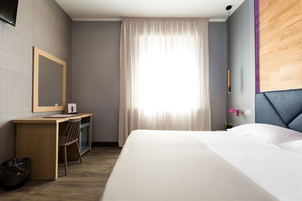 Hotel Plana 36/77