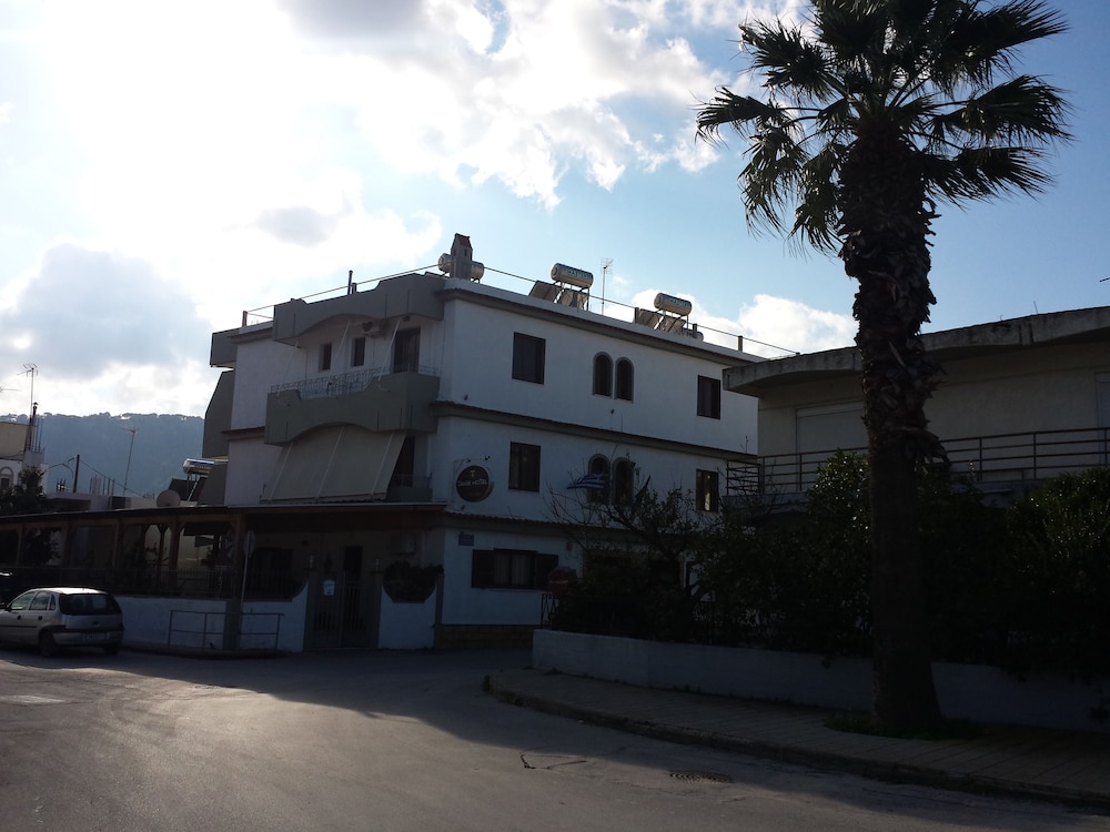 Takis Hotel photo1