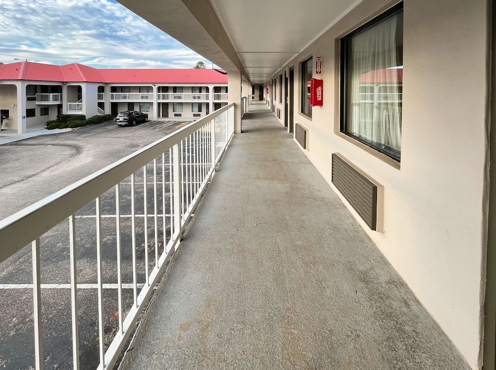Motel6 Abbeville, AL 29/36