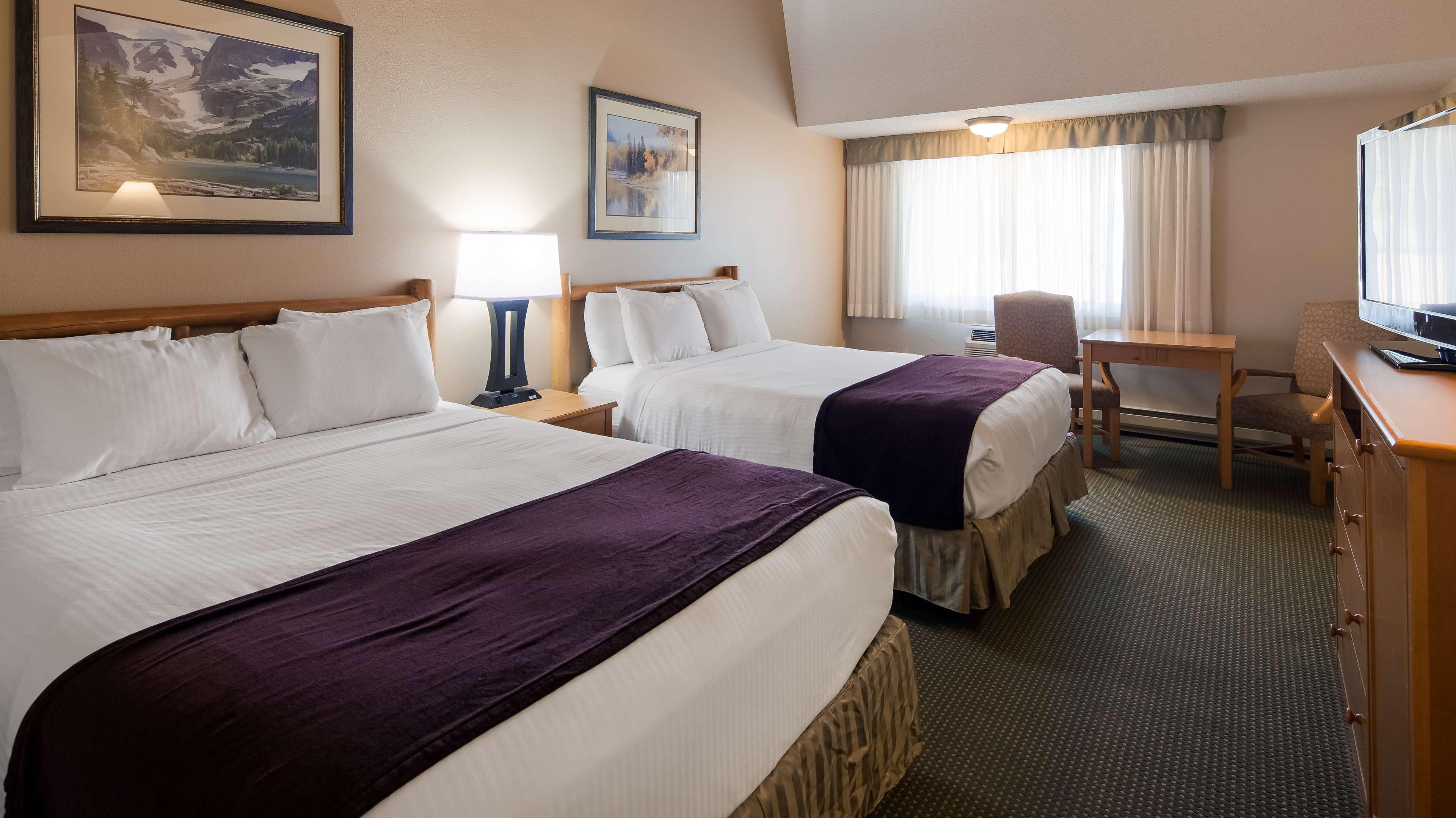 Room, 2 Queen Beds, Pet Friendly
