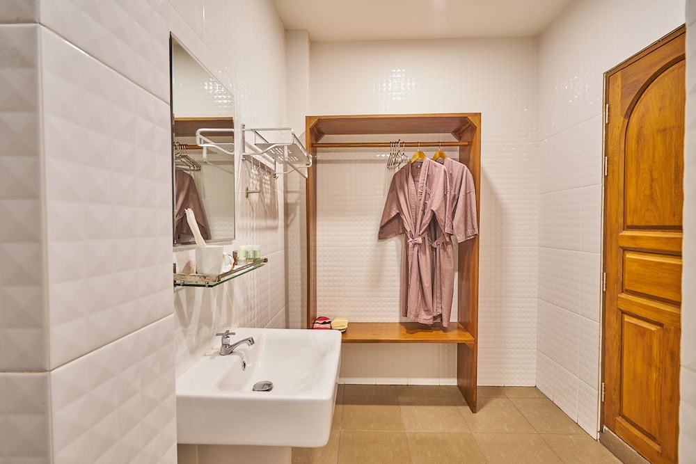Huean Kham Hom Resort 28/72