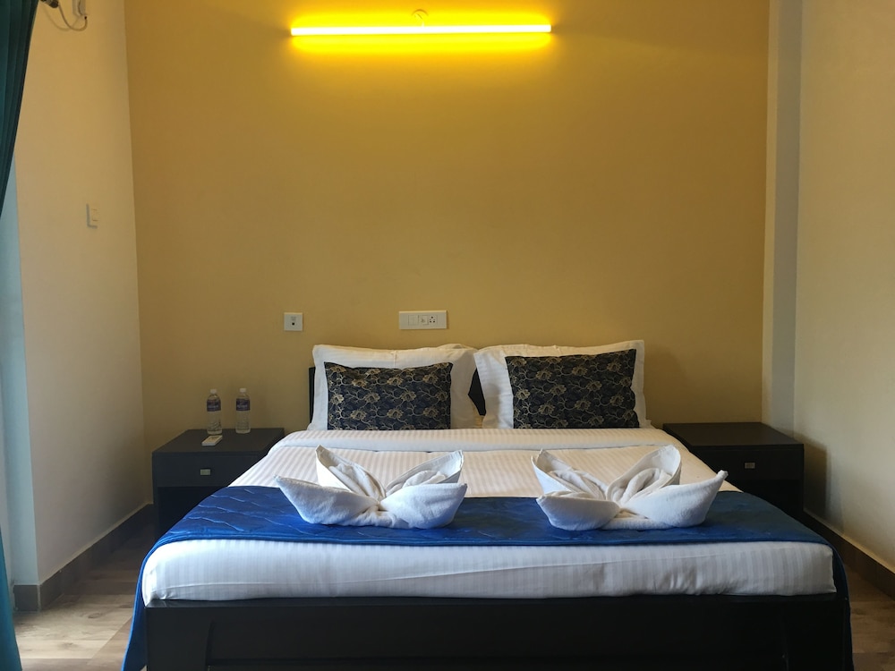 Sea La Vie Covelong Beach Resort 13/50