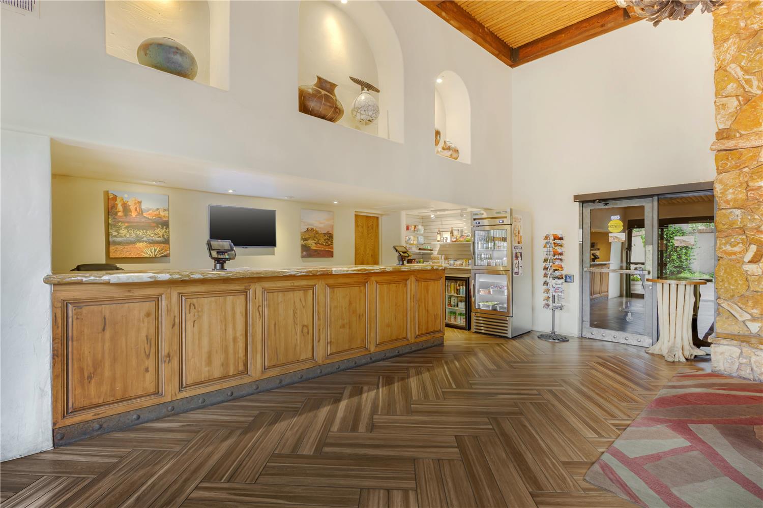 Best Western Plus Arroyo Roble Hotel & Creekside Villas 7/47