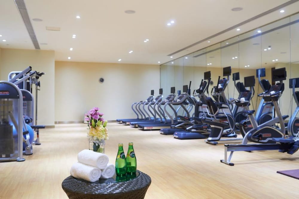GRAND NEW CENTURY HOTEL FUYANG 26/34