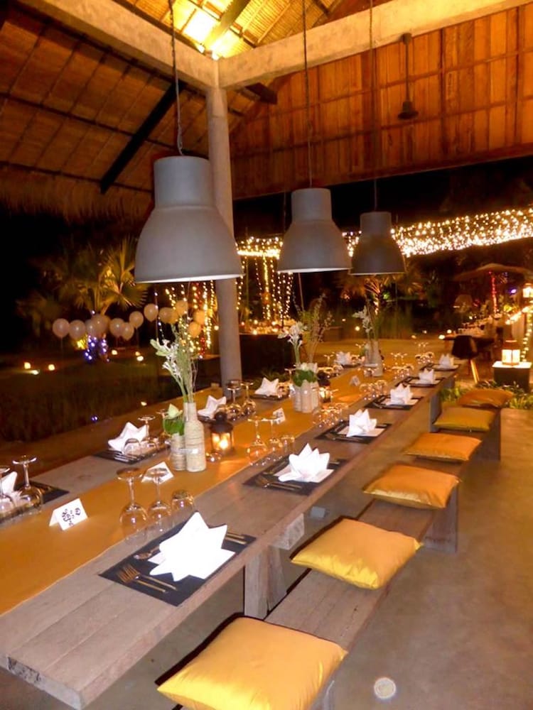 Sala Lodges 36/50