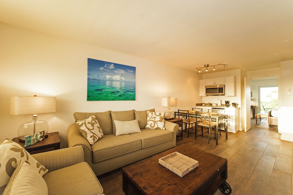 Skipjack Resort Marina 45/70