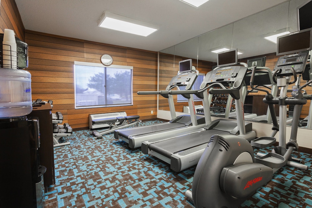 Fairfield Inn Ponca City 17/26